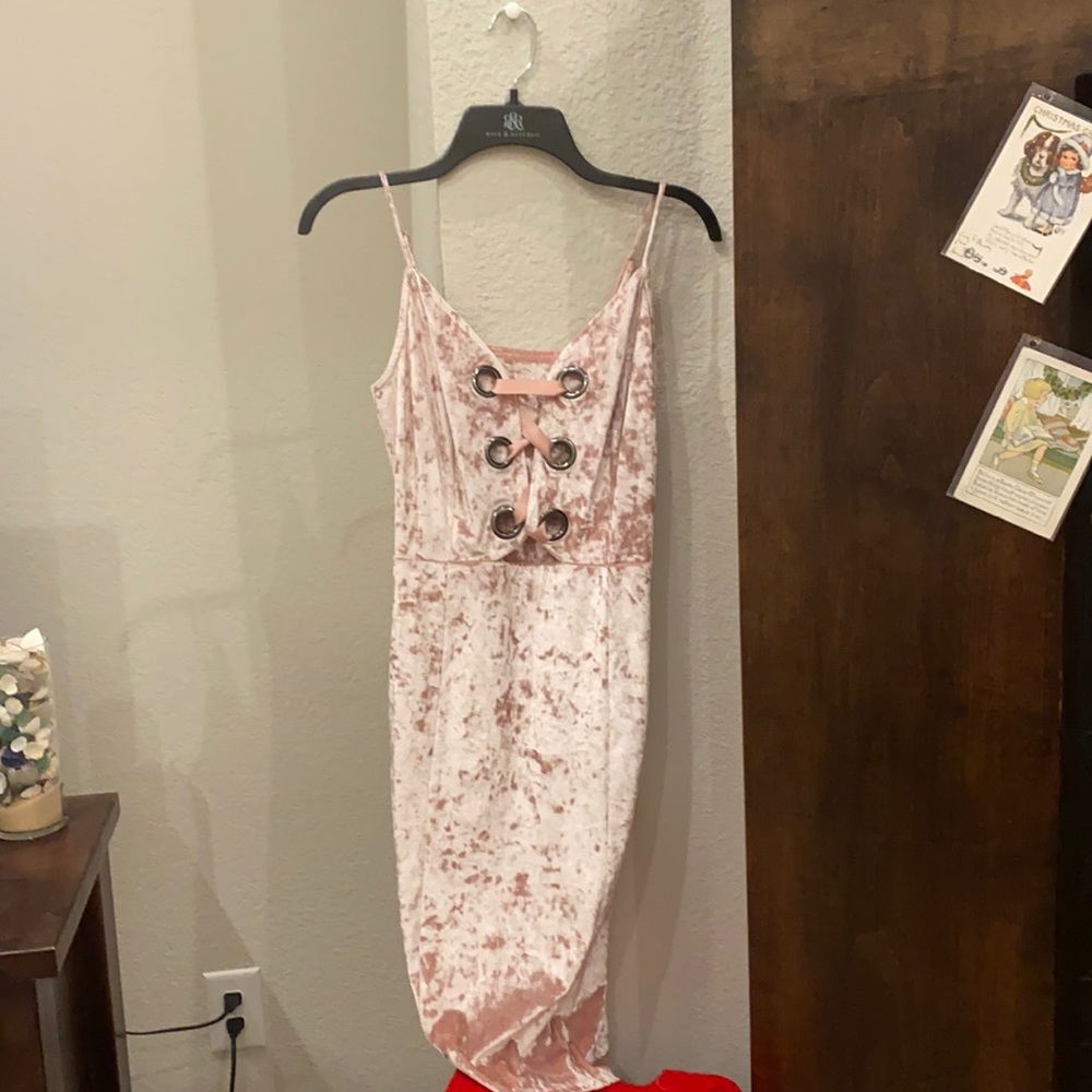 WOMENS VELVET DRESS